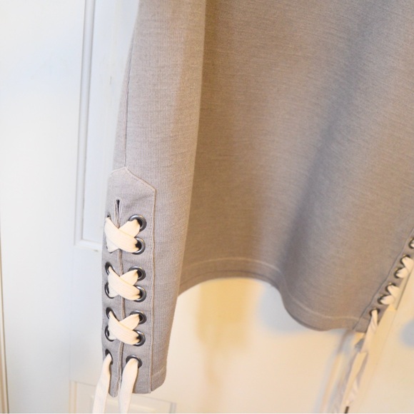 LL Bean Short Sleeve Tunic Sweatshirt | Tie-Side | Size M - Picture 6 of 6